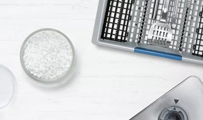 Що таке сіль для посудомийної машини та чому вона необхідна